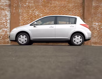 2007–09 Nissan Versa Hatchback [North America] (C11) '2006–09