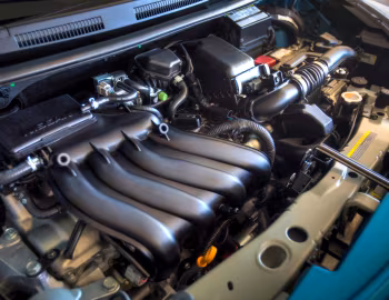 Под капотом 2014–16 Nissan Versa Note [North America] (E12) '2013–16