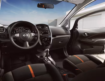 Interior 2015–16 Nissan Versa Note SR [North America] (E12) '2014–16
