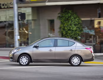 2012–14 Nissan Versa Sedan [North America] (B17) '2011–14