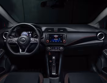Торпедо 2020–22 Nissan Versa SR [North America] '2019–22
