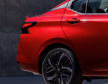2023–pr. Nissan Versa SR [North America] '2022–pr.