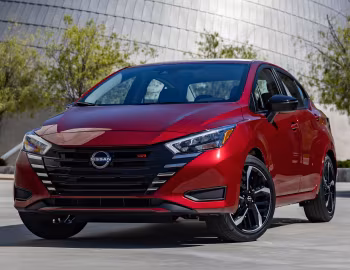 2023–pr. Nissan Versa SR [North America] '2022–pr.