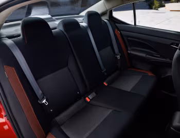 Interior 2023–pr. Nissan Versa SR [North America] '2022–pr.