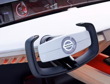 中控台 Nissan Xmotion Concept '01.2018