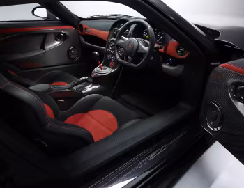Interior Noble M600 '2011–18