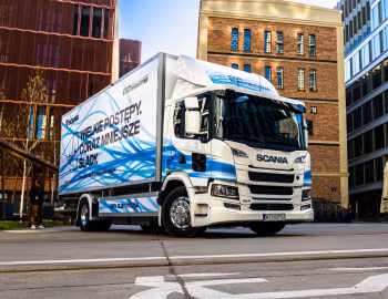Scania 25 P BEV 4×2 with IGLOOCAR delivery body '2024–????