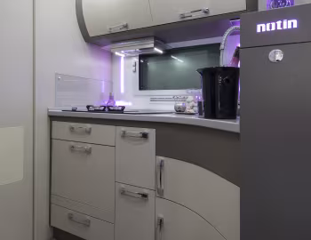 Interior 2014–20 Notin Liner 940G '2013–20