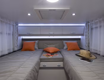 Interior Notin Rubi '01.2017–18