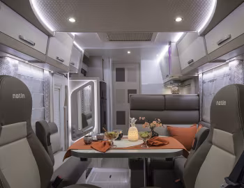 Interior Notin Rubi '01.2017–18