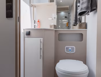 Intérieur 2024–pr. Notin Rubi CF '2023–pr.