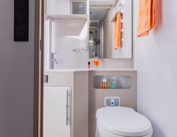 Interior 2022–pr. Notin Rubi JF '2021–pr.