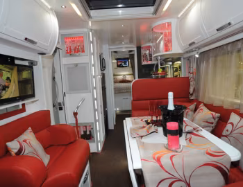 Interior 2012–14 Notin Volga '2011–14