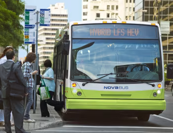 Nova LFS HEV '2011–pr.