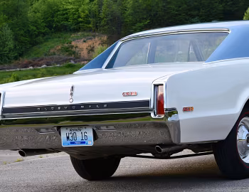1966 Oldsmobile 442 Deluxe W-30 Holiday Coupe (3617)