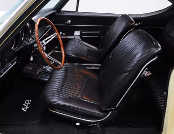 Interior 1968 Oldsmobile 442 Holiday Coupe (4487)