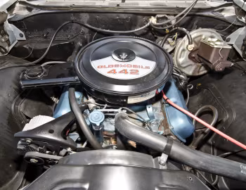 Under The Hood 1970 Oldsmobile 442 Holiday Coupe (4487)
