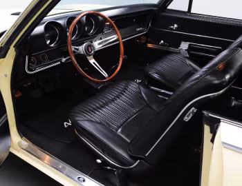 Interior 1968 Oldsmobile 442 Holiday Coupe (4487)
