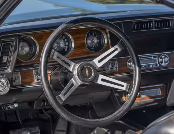 Interior 1971 Oldsmobile 442 W-30 Holiday Coupe (4487)