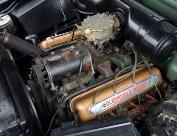Под капотом 1949 Oldsmobile 88 Convertible (49-3567DX)