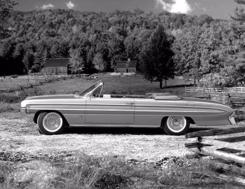 1961 Oldsmobile Classic 98 Convertible (3867) '1960–61