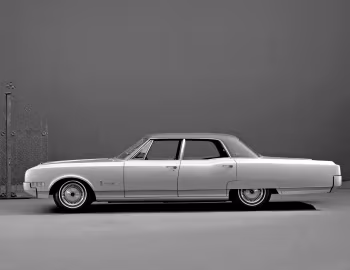 1966 Oldsmobile 98 Luxury Sedan (8669)
