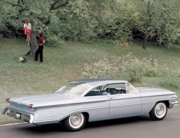 1960 Oldsmobile 98 Holiday SceniCoupe (3837)