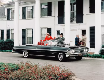 1961 Oldsmobile Classic 98 Convertible (3867) '1960–61
