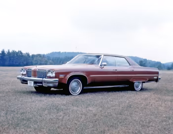 1974 Oldsmobile 98 Luxury Hardtop Sedan (V39)
