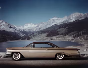 1960 Oldsmobile 98 Holiday SceniCoupe (3837)