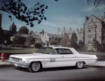 1962 Oldsmobile 98 Holiday Sports Sedan (3839)