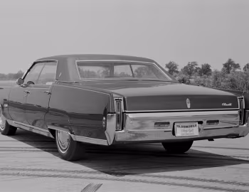 1969 Oldsmobile 98 Luxury Sedan Hardtop (8639)