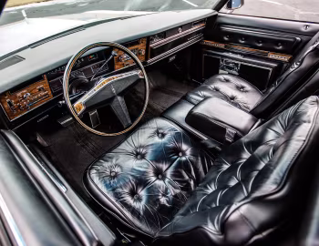 Торпедо 1976 Oldsmobile 98 Regency Hardtop Sedan (3C Х39)