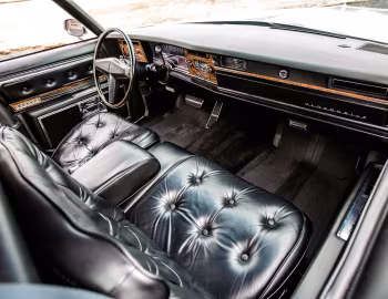 Interior 1976 Oldsmobile 98 Regency Hardtop Sedan (3C Х39)