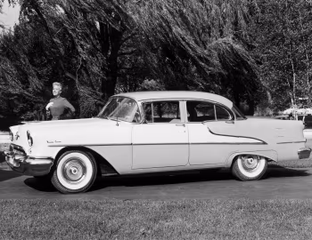 1955 Oldsmobile 98 Sedan (3069D)
