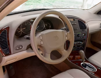 Interior 2001–03 Oldsmobile Aurora '02.2000–03.2003