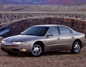 2001–03 Oldsmobile Aurora '02.2000–03.2003