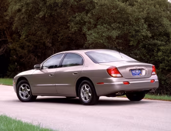 2001–03 Oldsmobile Aurora '02.2000–03.2003