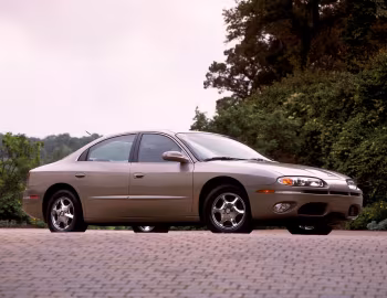 2001–03 Oldsmobile Aurora '02.2000–03.2003