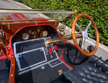Interior 1911 Oldsmobile Autocrat Runabout (Series 28)