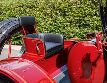 Interior 1911 Oldsmobile Autocrat Runabout (Series 28)