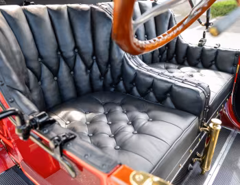 Interior 1911 Oldsmobile Autocrat Runabout (Series 28)