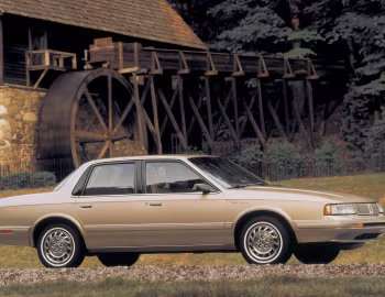 1995 Oldsmobile Ciera SL Sedan (3A J69)