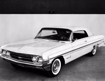 1961 Oldsmobile Classic 98 Convertible (3867) '1960–61