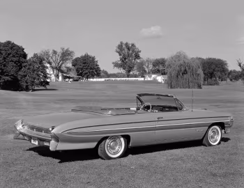 1961 Oldsmobile Classic 98 Convertible (3867) '1960–61