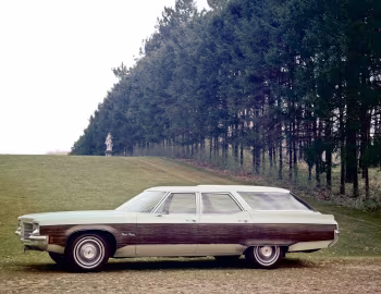 1971 Oldsmobile Custom Cruiser (СС 6835/6845)