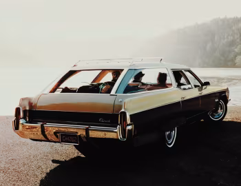 1973 Oldsmobile Custom Cruiser (35/45)