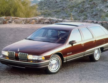 1991–92 Oldsmobile Custom Cruiser (3B P35)