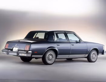 1986 Oldsmobile Cutlass Supreme Brougham Sedan (3G M69)