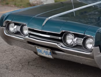 1967 Oldsmobile Cutlass Supreme Holiday Coupe (3817)